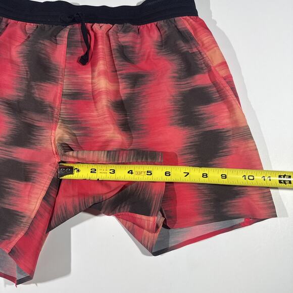 Janji 6” AFO Middle Running Shorts Men’s Medium Red Black Tie Dye Lightweight - Picture 9 of 11